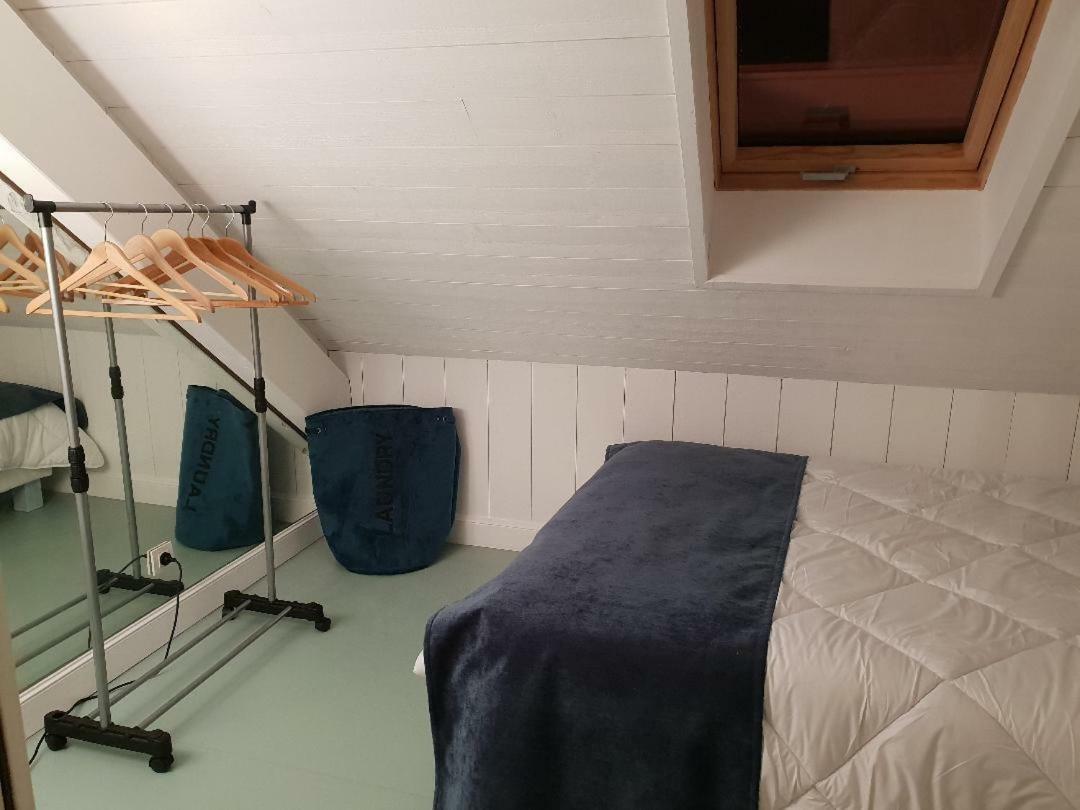 La Baie des Voiles 3 chambres 4 à 6 personnes au bord du lac plage privée Duingt Extérieur photo